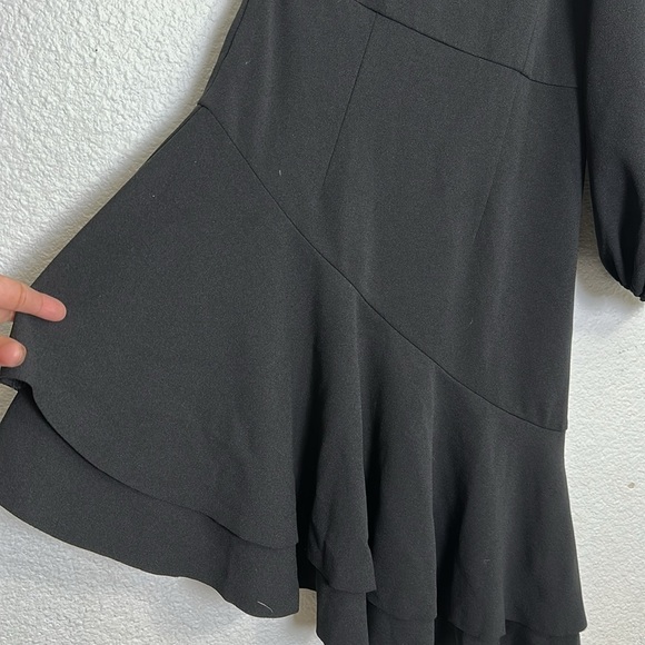 Elliatt Caydence Asymmetrical One Shoulder Puff Sleeve‎ Black Mini Dress Size XS - Picture 3 of 16